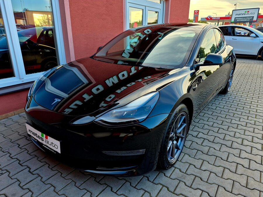 Tesla Model 3 Long Range Dual Motor - 366 kW