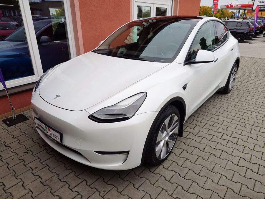 Tesla Model Y Standard plus RWD 220kW