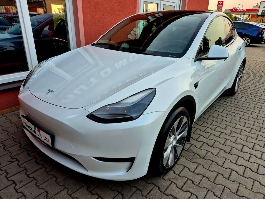 Tesla Model Y Standard plus RWD 220kW TAŽNÉ