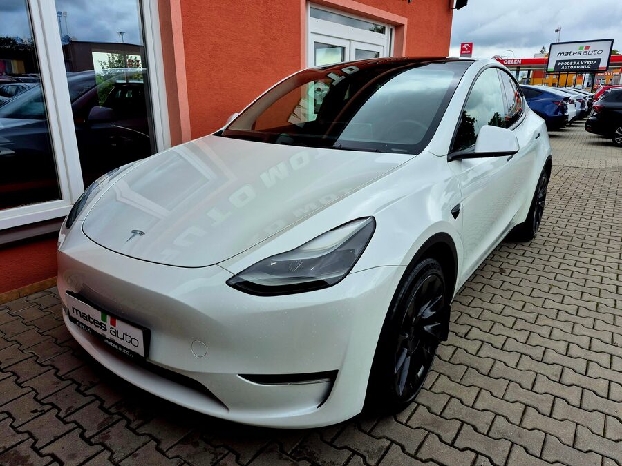 Tesla Model Y Long Range Dual Motor 378kW - BERLÍN