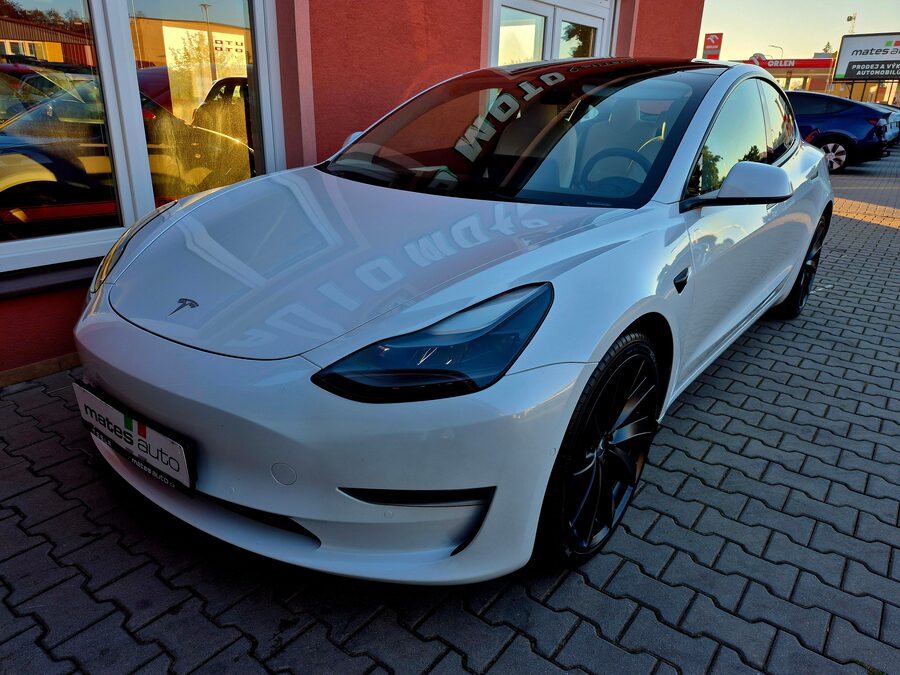 Tesla Model 3 Performance 377 kW